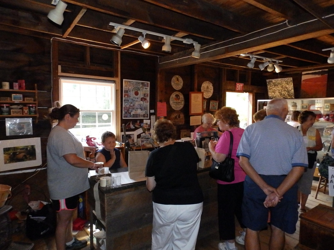 Flax Pond Farms-Carver必去景点