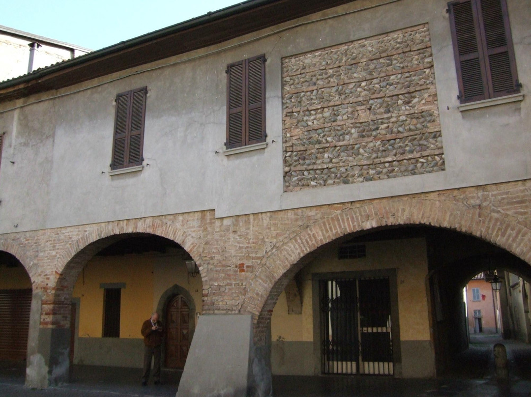 Portici Medievali-Martinengo必去景点