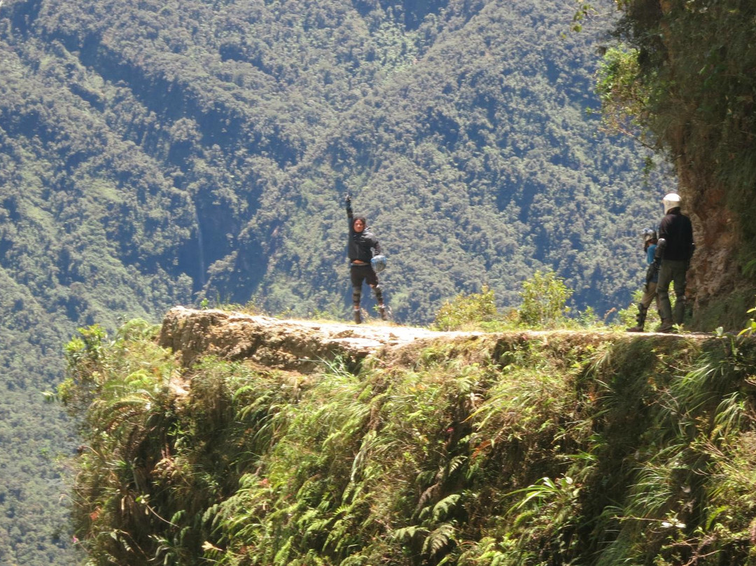 Mayhem Adventures-拉巴斯必去景点