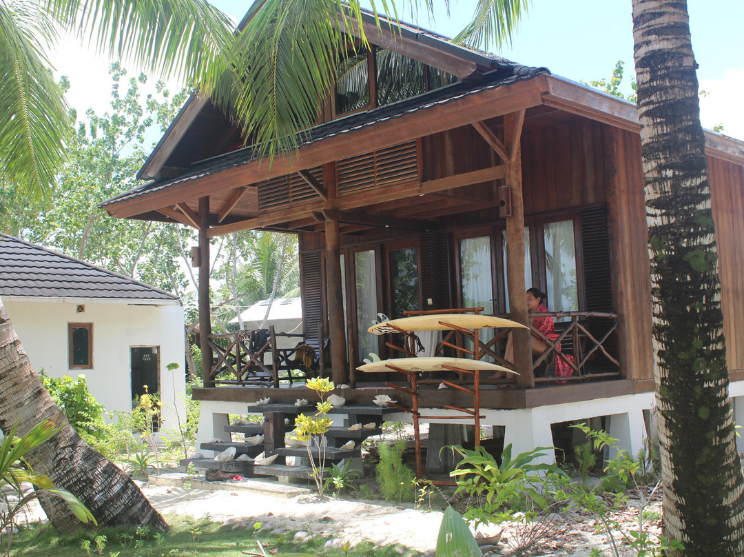 Manai Koat Surf Camp