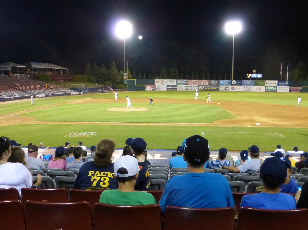 Senator Thomas J. Dodd Memorial Stadium景点图片