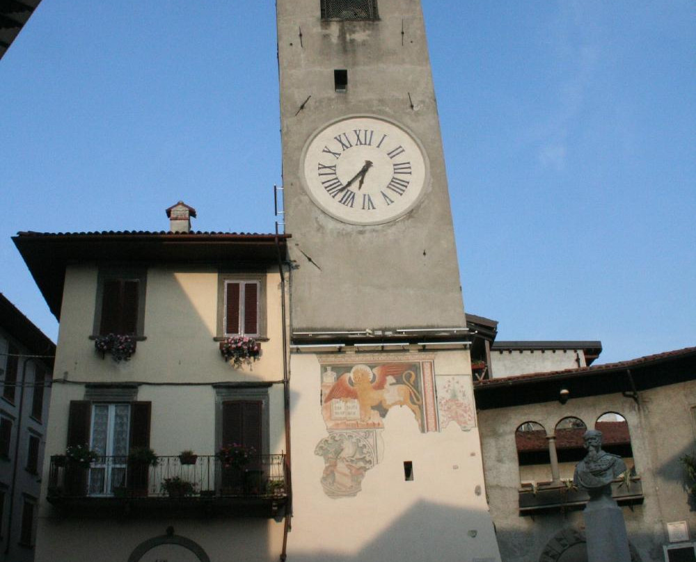 Torre Civica景点图片