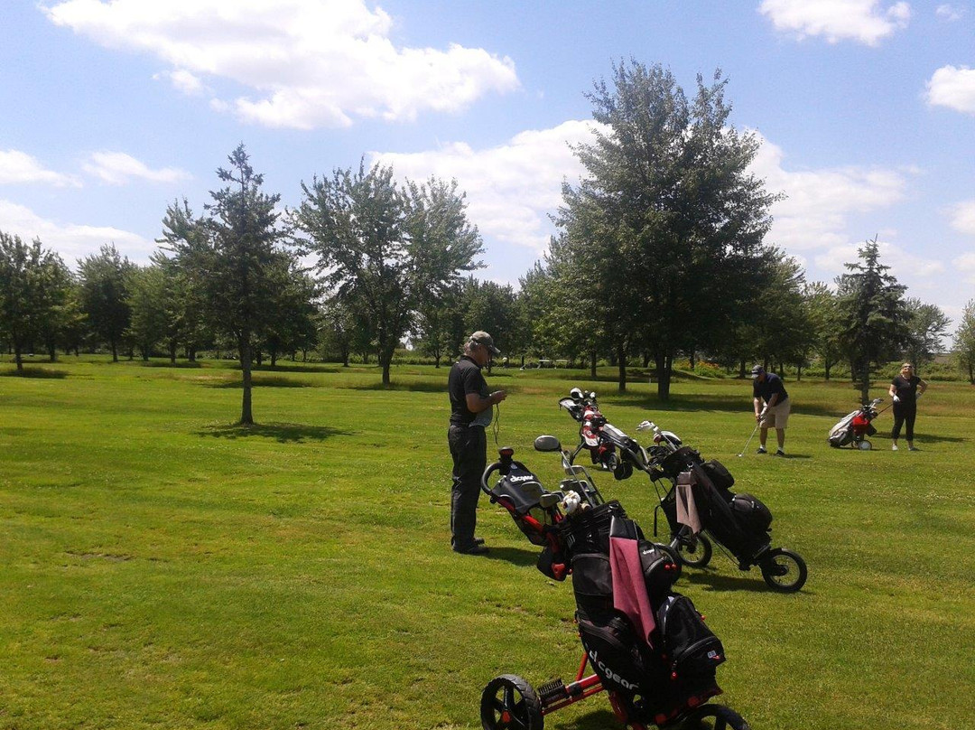 Club De Golf Tecumseh-加蒂诺必去景点