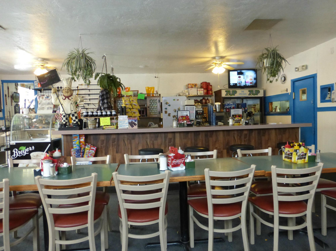 Hiko餐馆和美食-Historic Silver Café