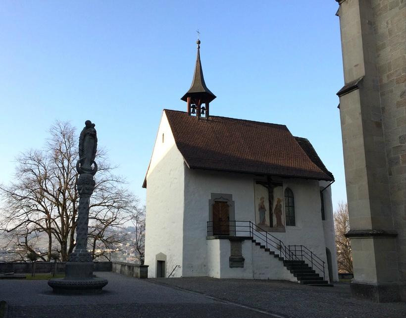 Parish Church of St. John-拉珀斯维尔必去景点