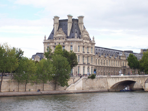 卡鲁塞尔桥-巴黎必去景点