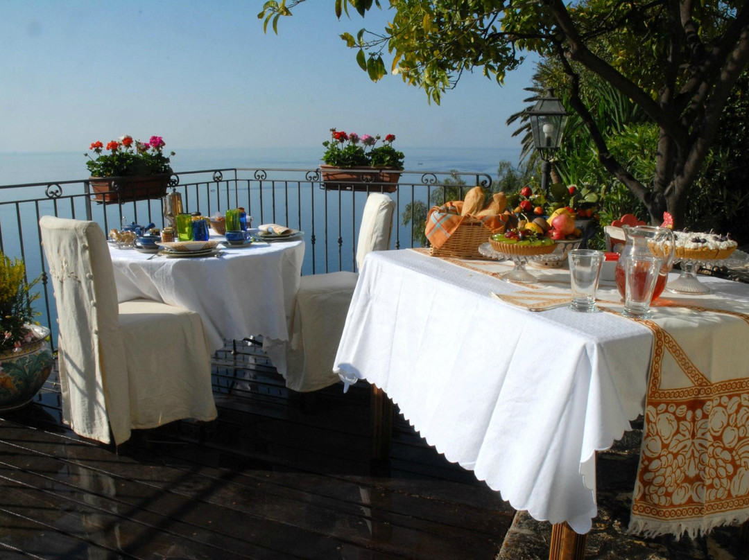 Gorbio酒店住宿-La Belle Vue