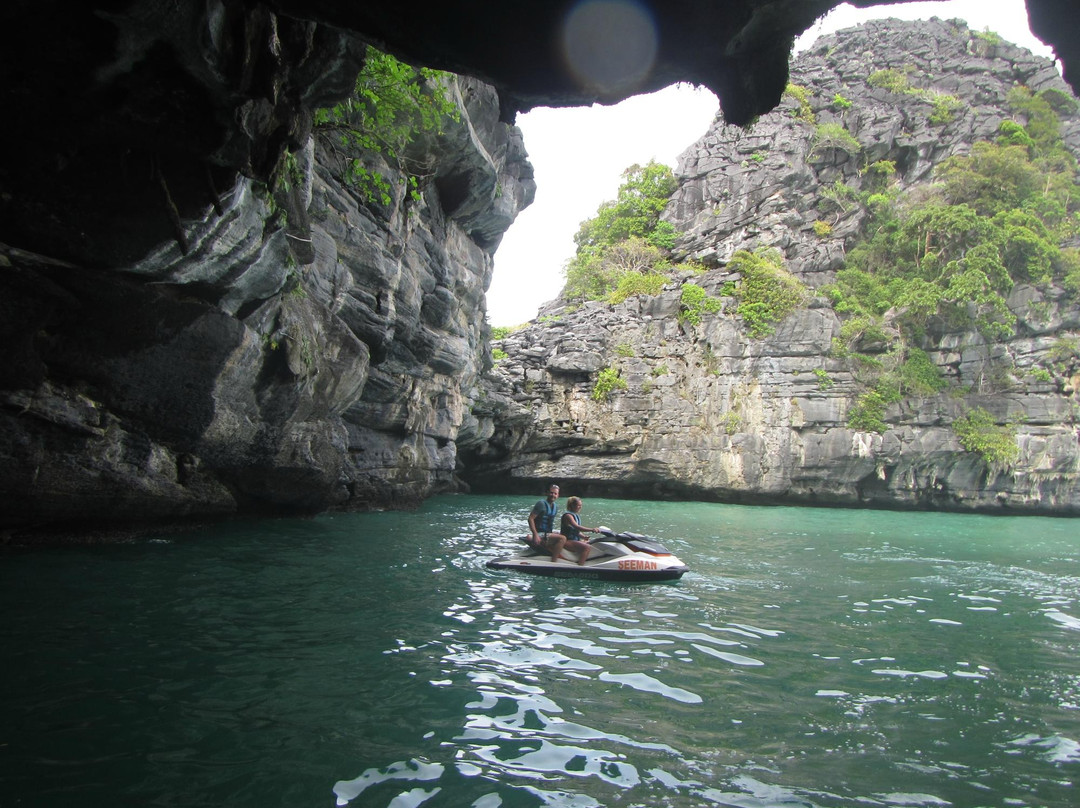 Seeman Watersports景点图片
