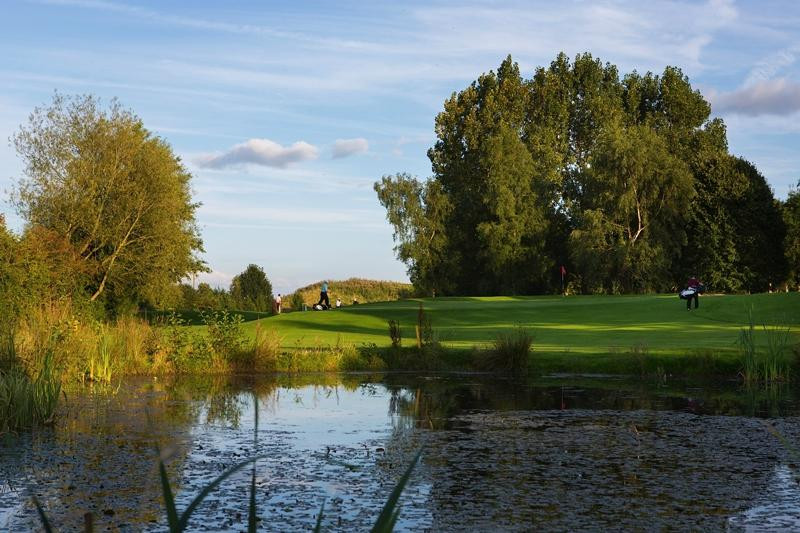 Clays Golf Course景点图片