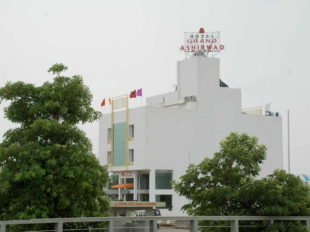 Hotel Grand Ashirwad Beacon