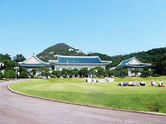 青瓦台舍廊房-首尔必去景点