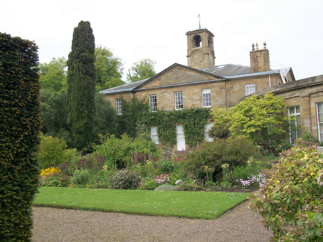 Howick Hall Gardens & Arboretum景点图片