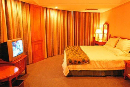 国宾·半岛酒店主图