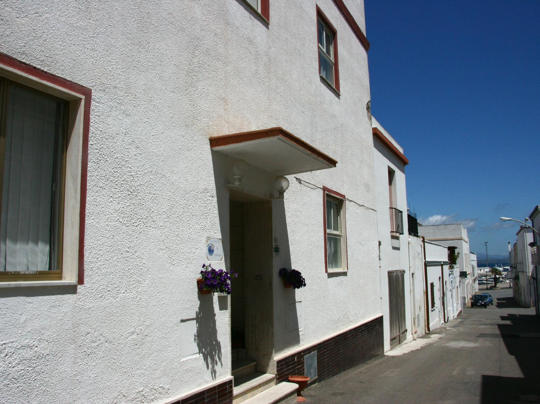 Calasetta酒店住宿-夫比酒店