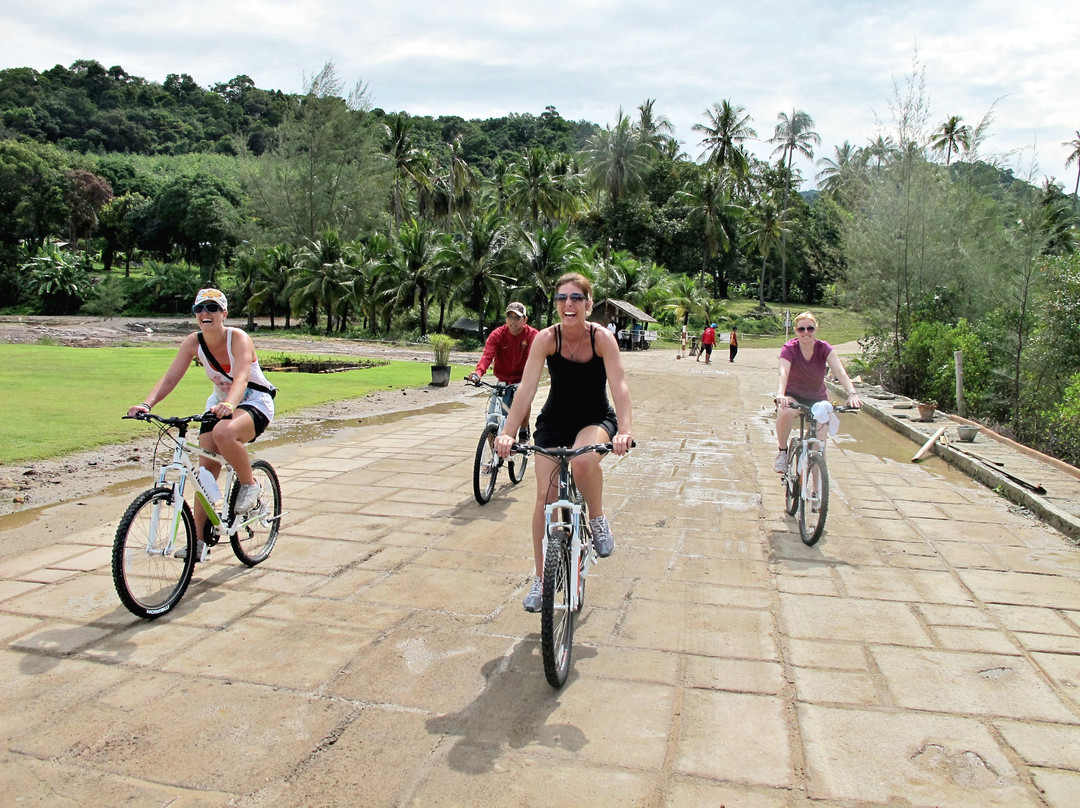 Slow Life Cycling Koh Chang Bicycle Tour-象岛必去景点