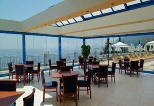 Costa Blu Hotel & Suites主图