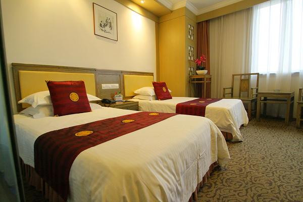 银发大酒店主图