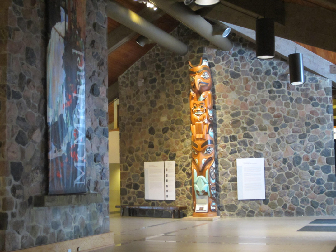 McMichael Canadian Art Collection景点图片