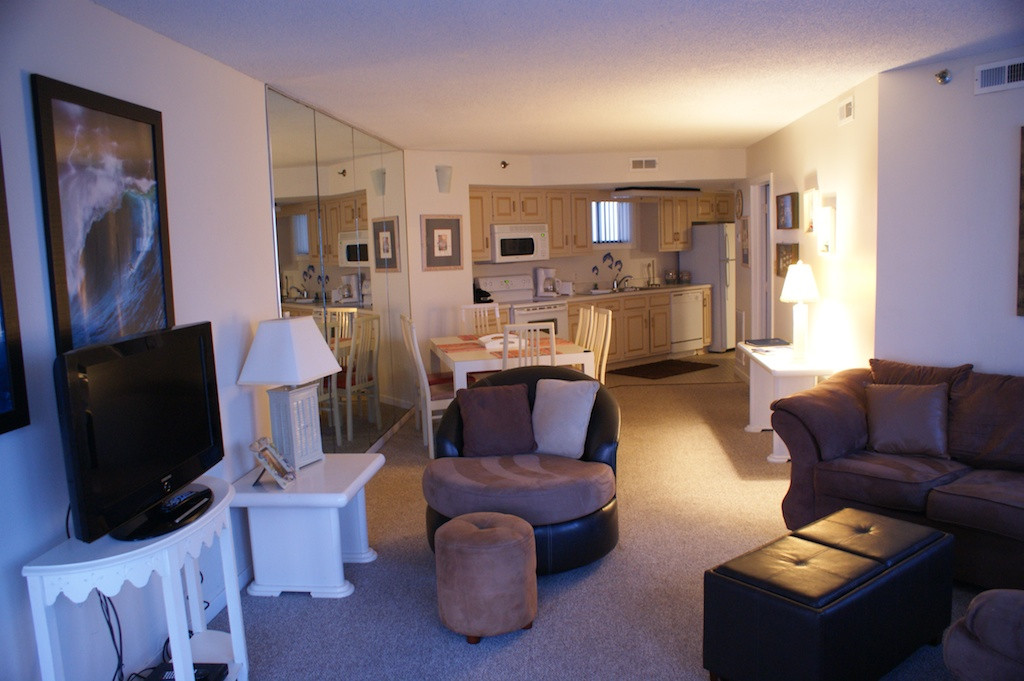 One South Lumina