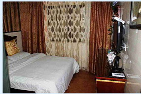 肯定·观美酒店(南京新街口金融中心中央商场店)主图