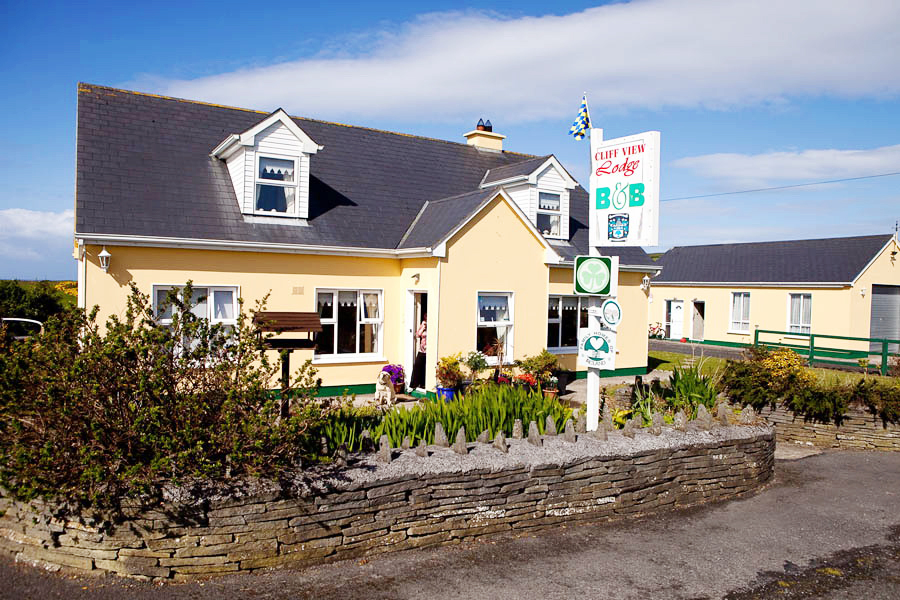 CliffView Lodge Bed & Breakfast-官方