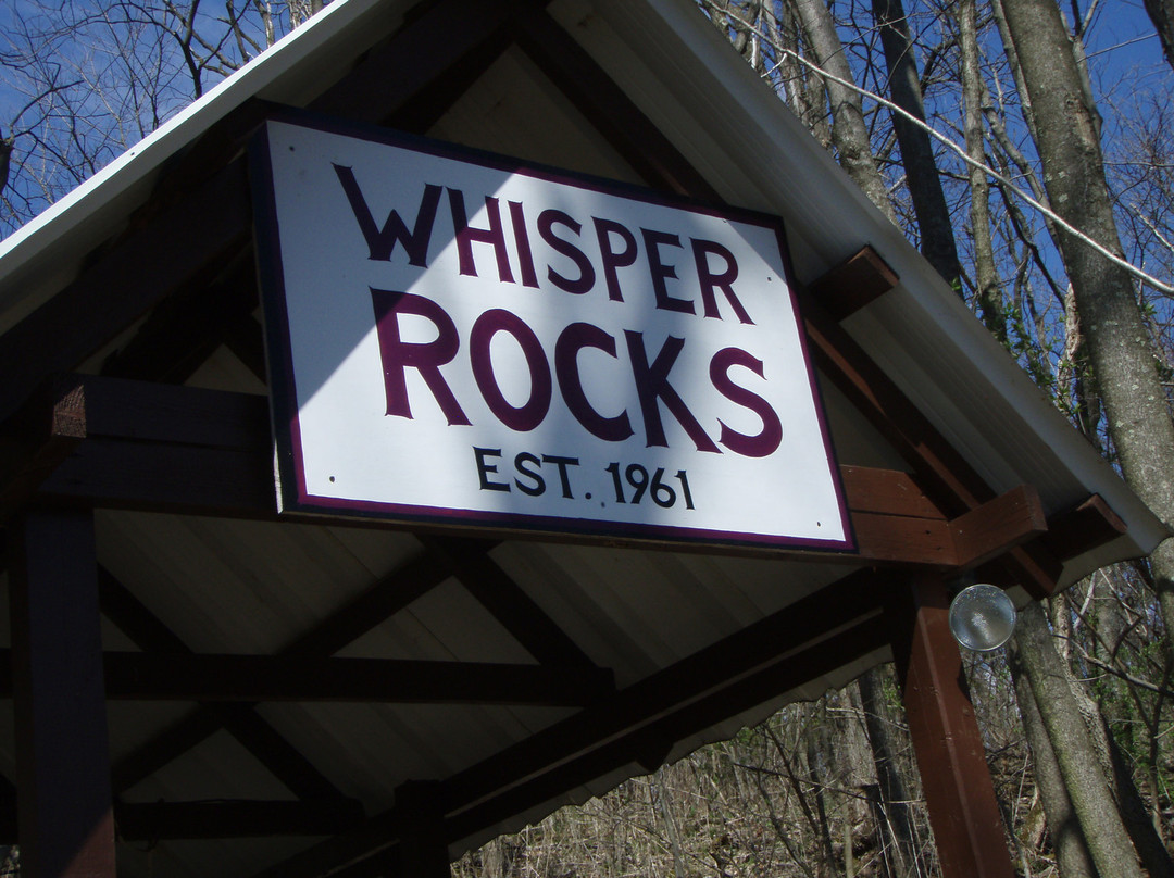 Lincoln Caverns And Whisper Rocks景点图片
