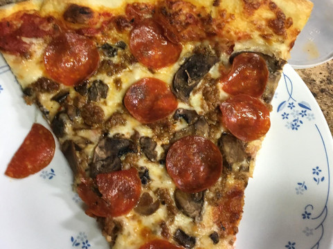 Johnny's New York Style Pizza