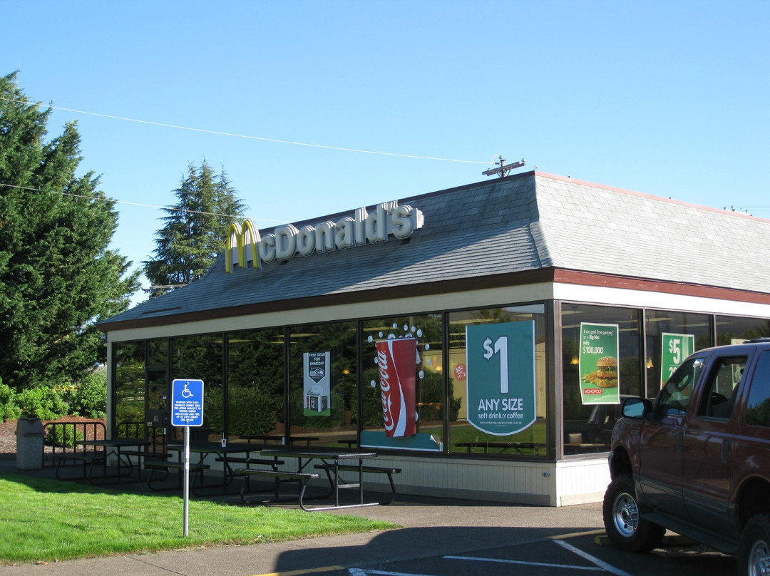 Alsea餐馆和美食-McDonald's