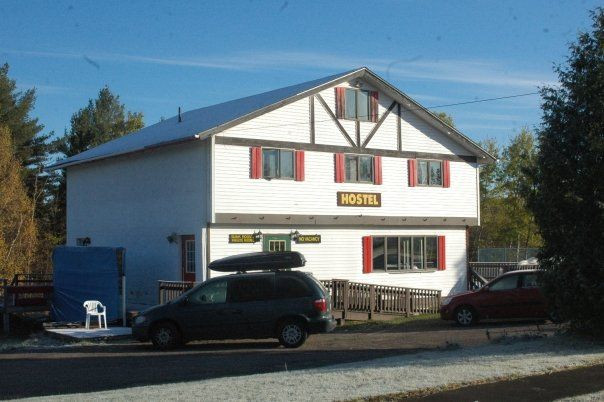 TMax-n-Topo's Hostel & Private Rooms