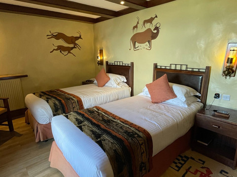 恩戈罗恩戈罗塞雷纳狩猎旅馆主图