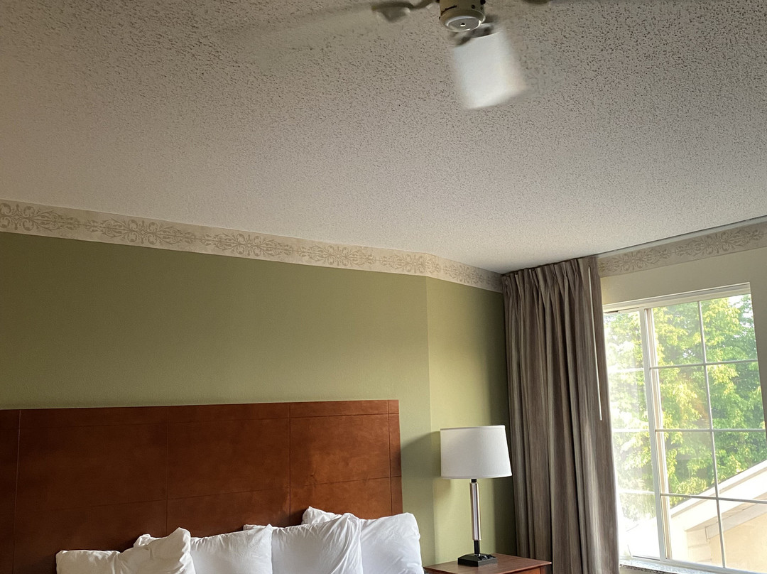 Baymont By Wyndham Mackinaw City主图