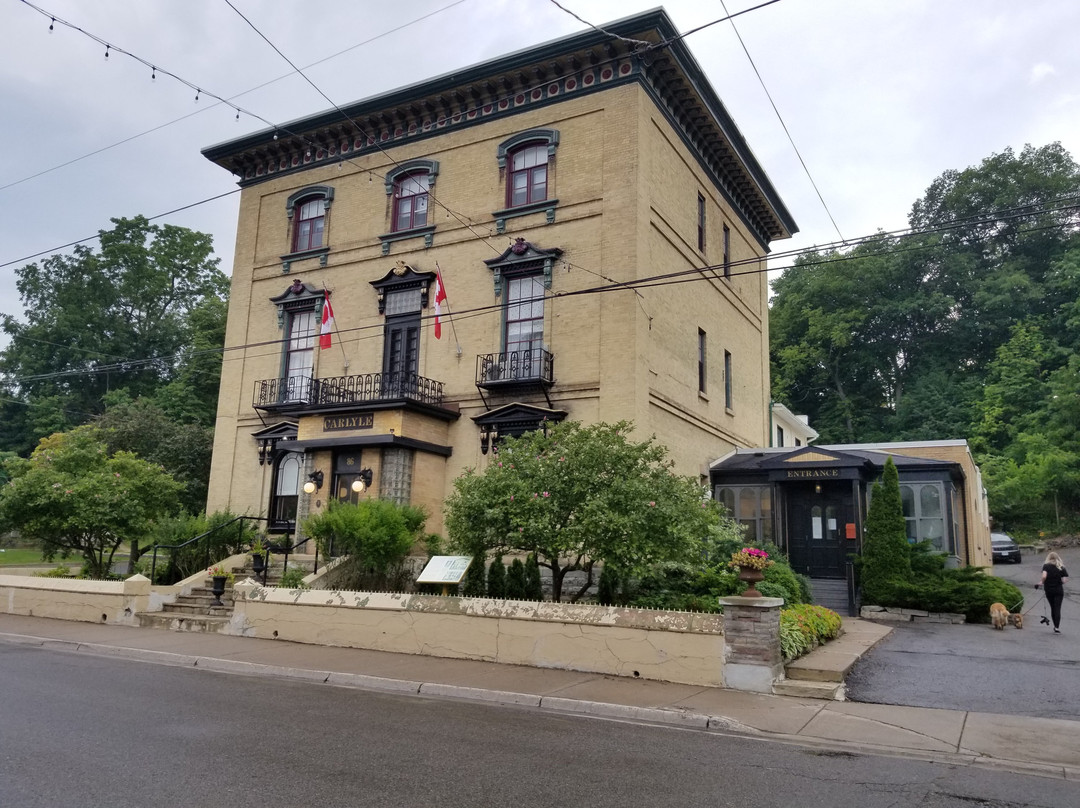 Hotel Carlyle & Restaurant主图