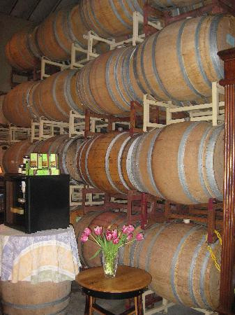 Claiborne & Churchill Winery景点图片