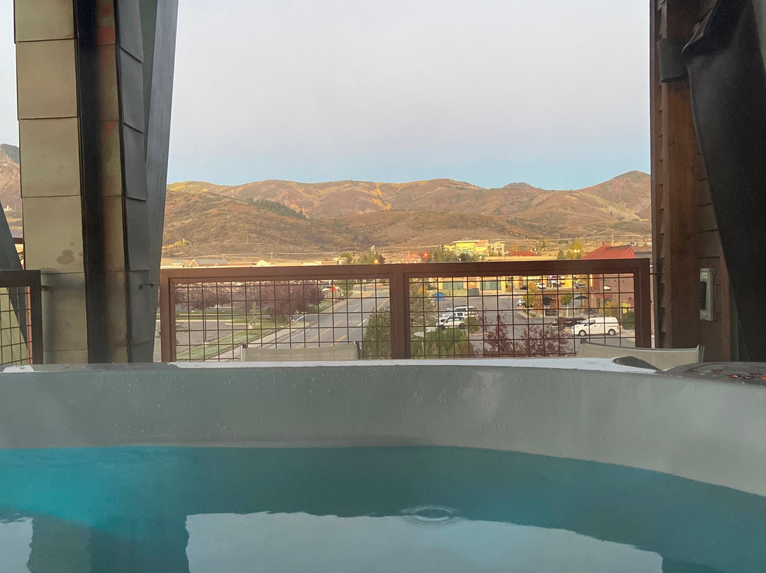 新公园度假酒店主图