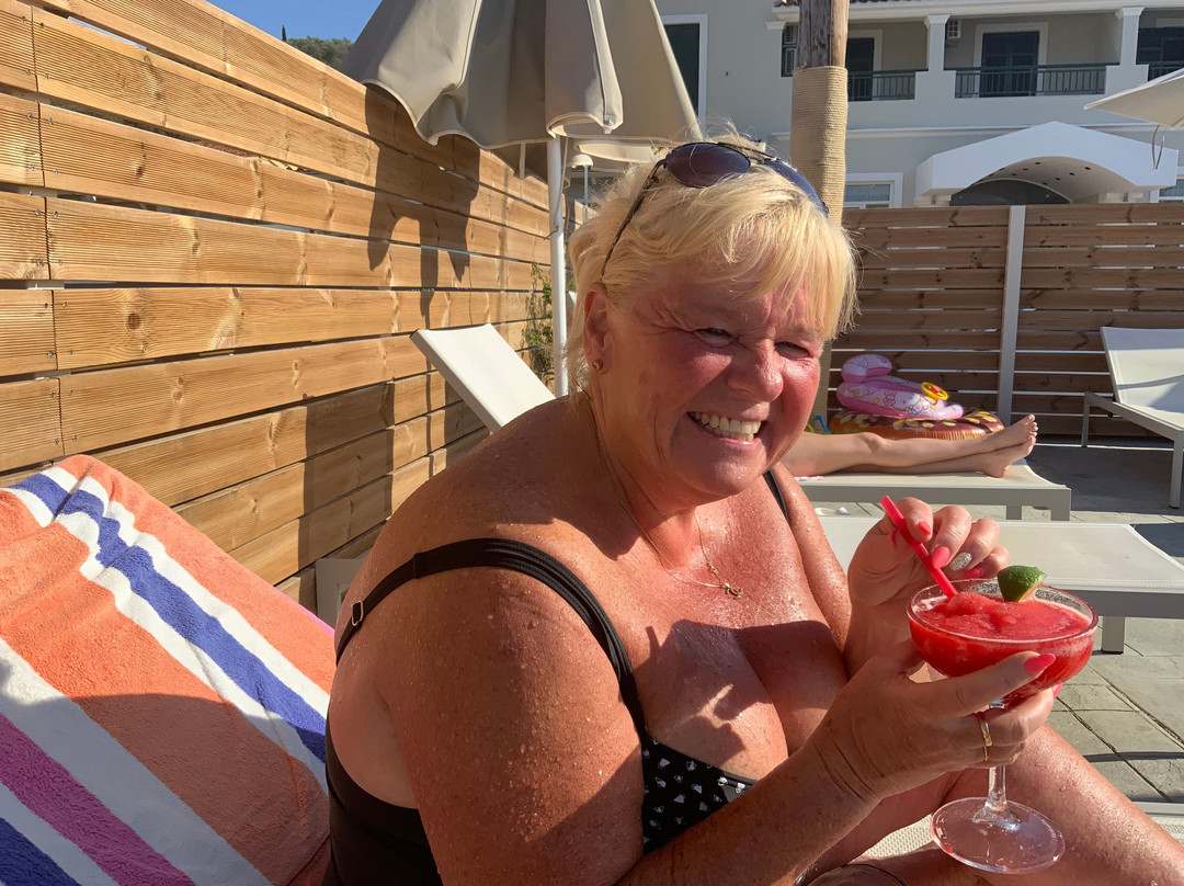 Pristine Hotel主图