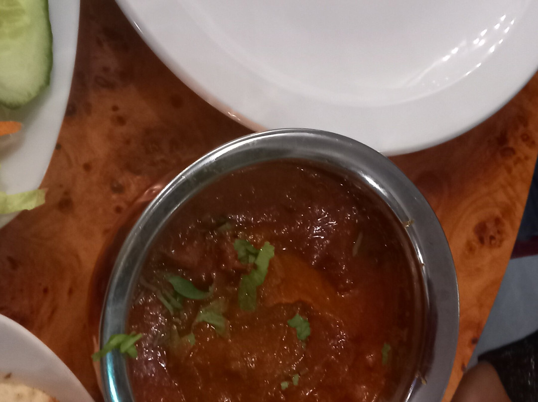 Pontyates Tandoori Restaurant