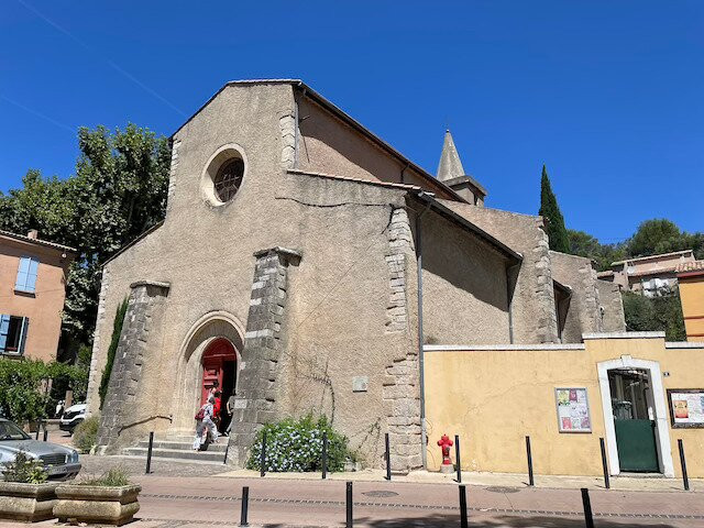Eglise Saint-Sauveur景点图片