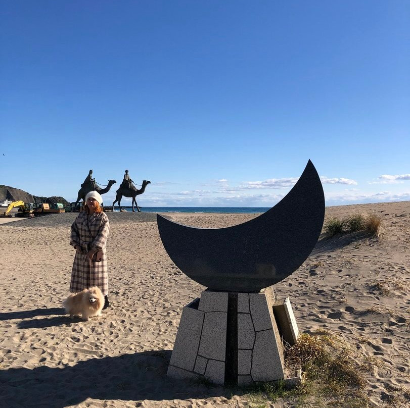 Tsuki No Sabaku Memorial Statue-御宿町必去景点