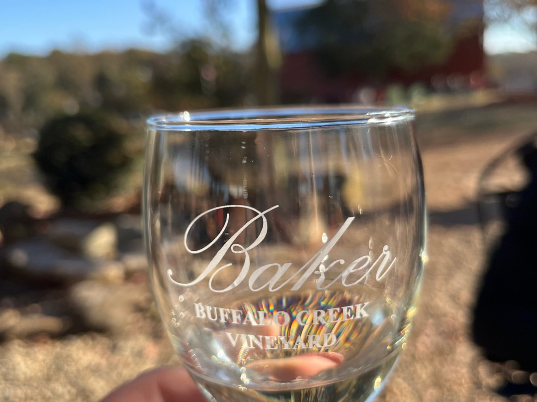 Baker Buffalo Creek Vineyard-Lawndale必去景点