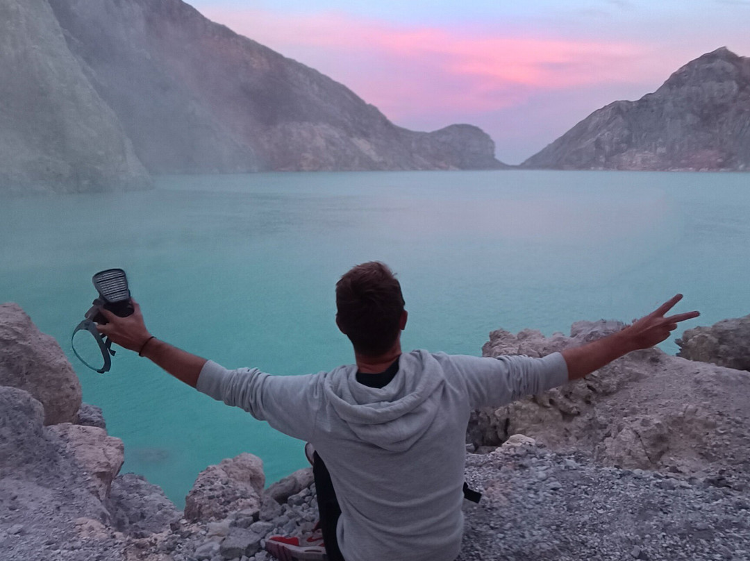 Ijen Miner Tours-巴纽旺宣必去景点