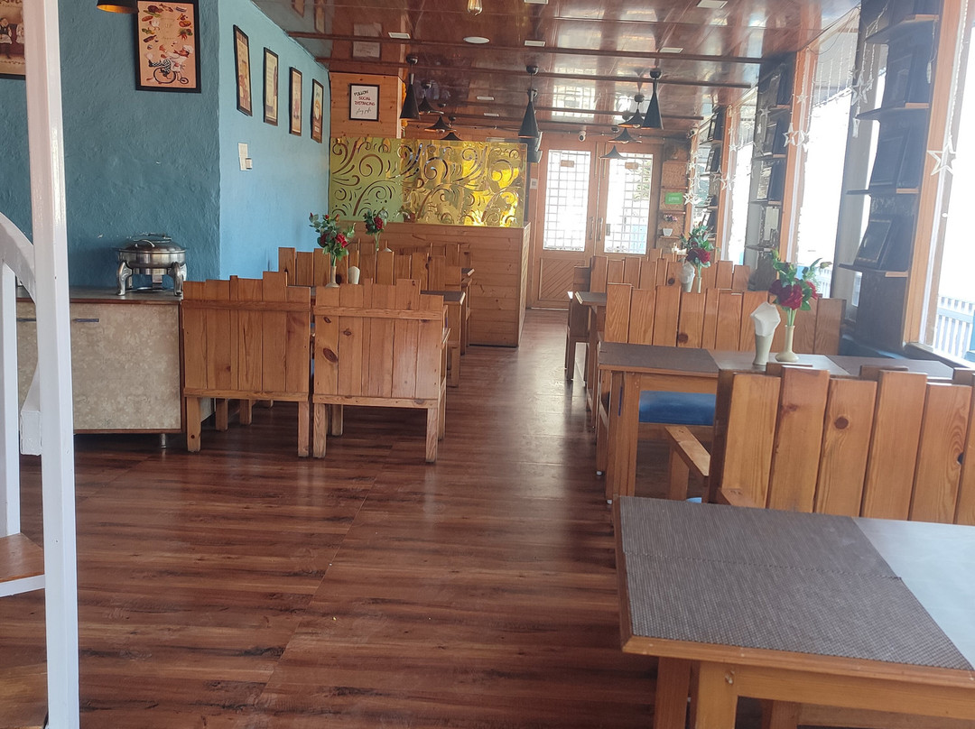 Rooftop Cottages主图