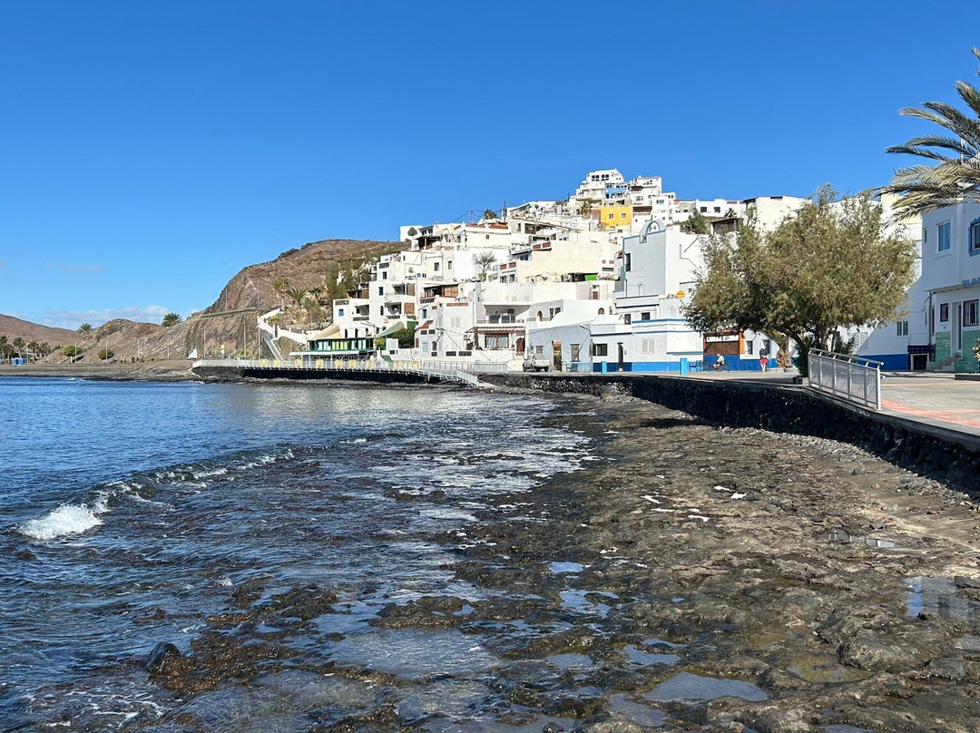 Playa De Los Probes景点图片