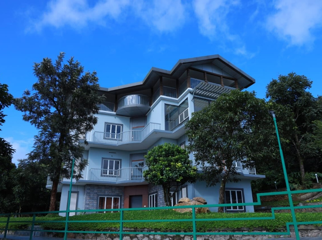 Avadale Idukki (stag Groups Not Allowed)