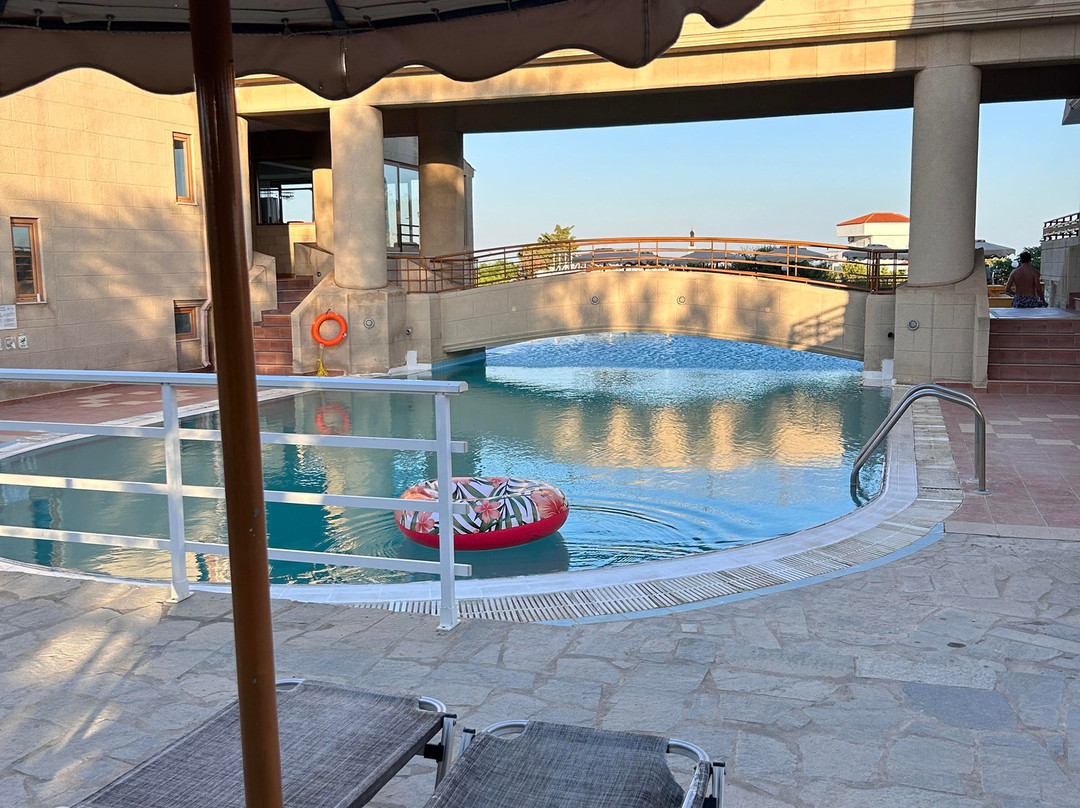 Ledras Beach Hotel主图