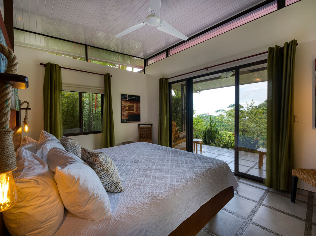 Natures Edge Boutique Hotel主图