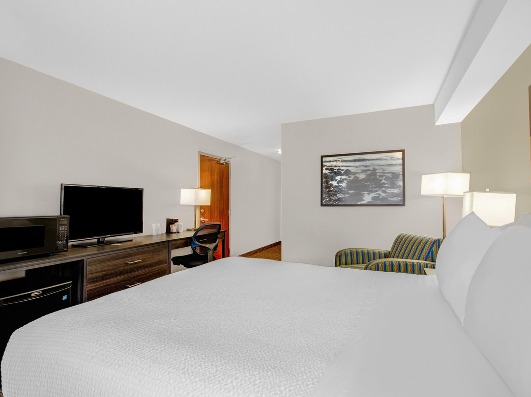 Days Inn And Suites By Wyndham Lindsay主图