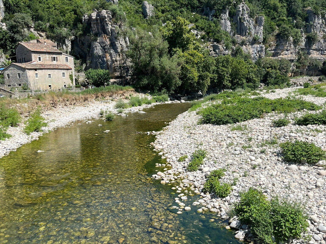 Eglise Saint-Pierre-Labeaume必去景点