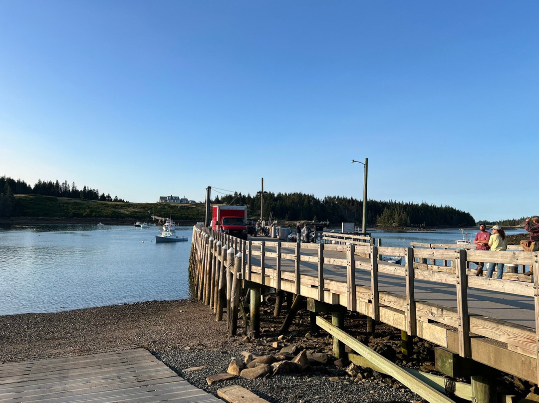 Isle au Haut Boat Services景点图片