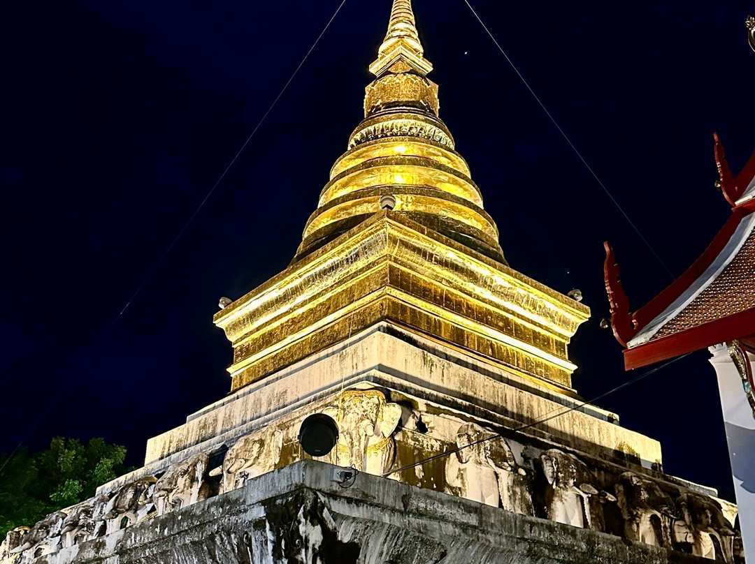 Wat Phra That Chang Kham Worawihan景点图片