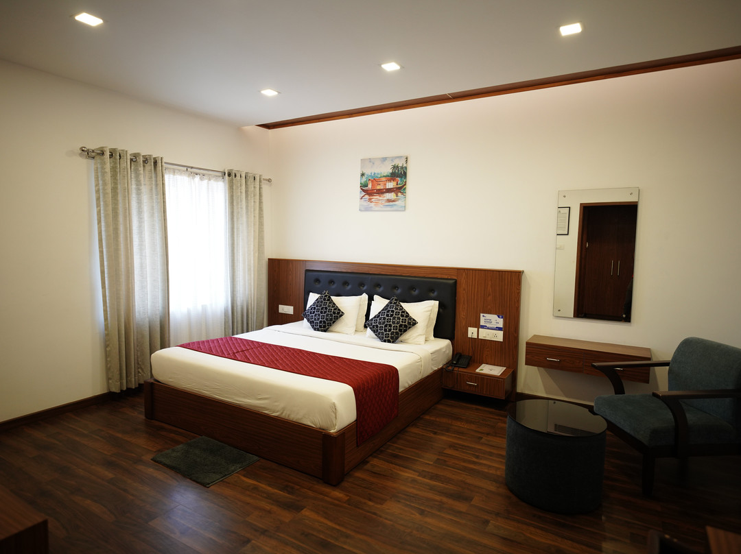 Four N Square Residency主图